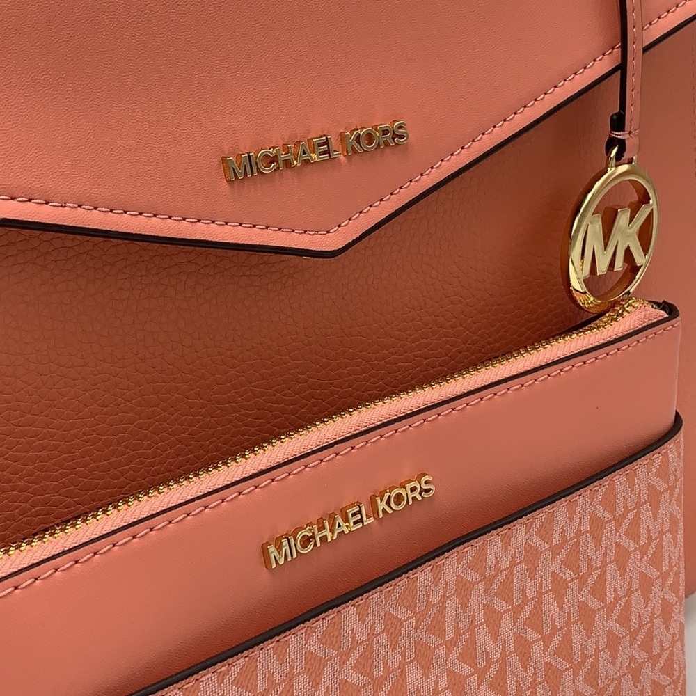 MICHAEL KORS
Maisie Large Pebbled Leather 3-in-1 Tote Bag SHERBERT SIGNATUR - Picture 15 of 16